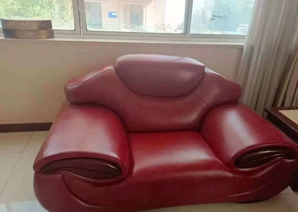 单人皮沙发整体改色成品